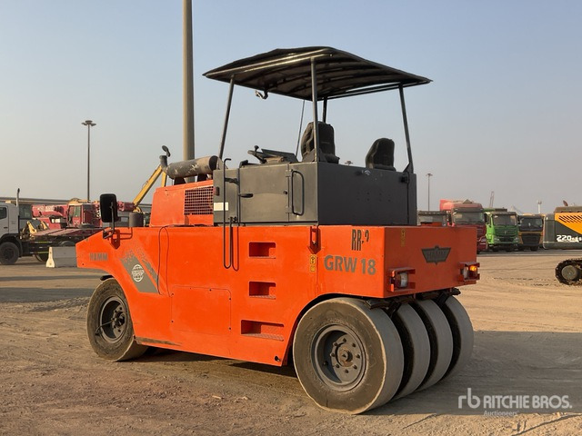 2015 Hamm GRW18 8 Wheel Pneumatic Roller - Коток пневмоколісний: фото 4 2015 Hamm GRW18 8 Wheel Pneumatic Roller - Коток пневмоколісний: фото 4