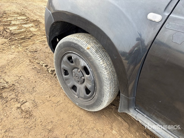 2015 Renault Duster 2WD SUV - Позашляховик: фото 4 2015 Renault Duster 2WD SUV - Позашляховик: фото 4