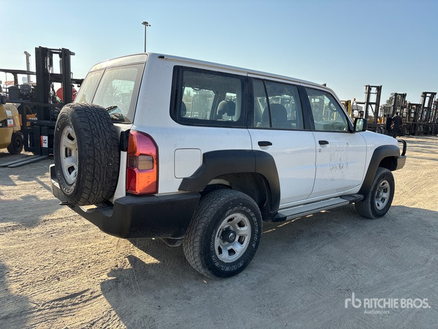 2018 Nissan Patrol GL 4x4 SUV - Позашляховик: фото 3 2018 Nissan Patrol GL 4x4 SUV - Позашляховик: фото 3