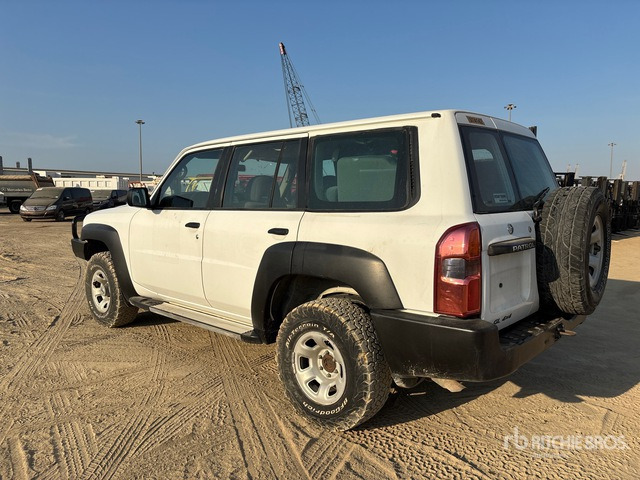 2018 Nissan Patrol GL 4x4 SUV - Позашляховик: фото 2 2018 Nissan Patrol GL 4x4 SUV - Позашляховик: фото 2