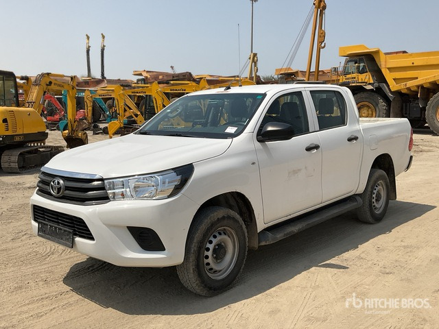 2018 Toyota Hilux 4x4 Crew Cab Pickup - Пікап: фото 2 2018 Toyota Hilux 4x4 Crew Cab Pickup - Пікап: фото 2