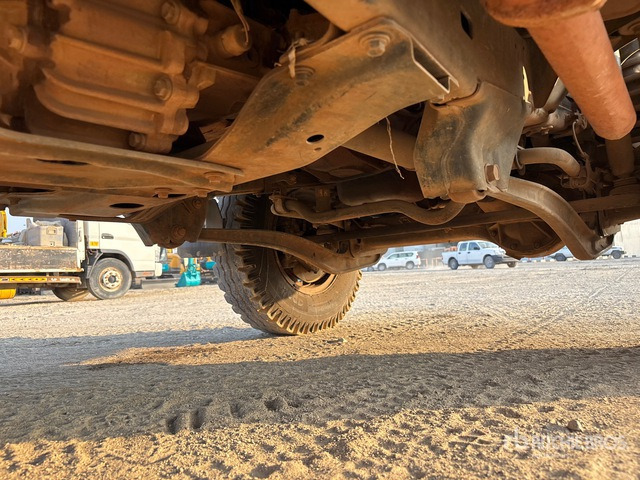 2018 Toyota Land Cruiser 78R 4x4 SUV - Позашляховик: фото 5 2018 Toyota Land Cruiser 78R 4x4 SUV - Позашляховик: фото 5