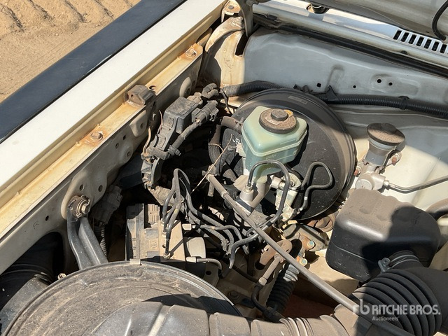 2018 Toyota Land Cruiser 78R 4x4 SUV - Позашляховик: фото 4 2018 Toyota Land Cruiser 78R 4x4 SUV - Позашляховик: фото 4