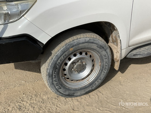 2018 Toyota Prado TX 150L 4x4 SUV - Позашляховик: фото 5 2018 Toyota Prado TX 150L 4x4 SUV - Позашляховик: фото 5