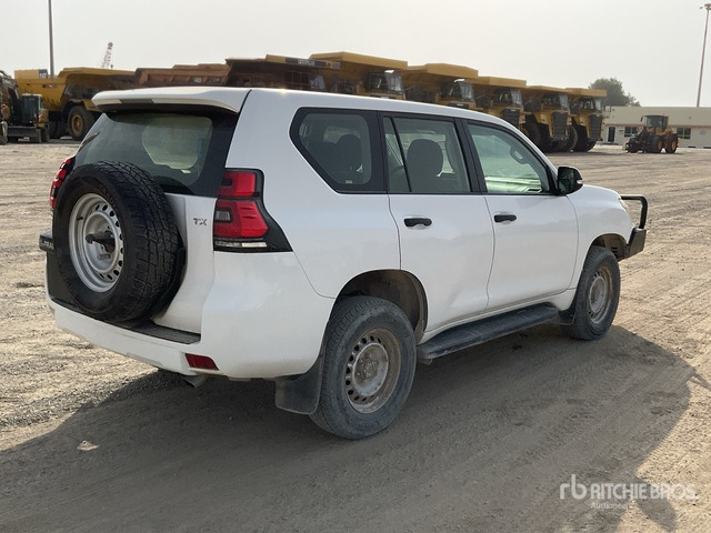 2018 Toyota Prado TX 150L 4x4 SUV - Позашляховик: фото 3 2018 Toyota Prado TX 150L 4x4 SUV - Позашляховик: фото 3
