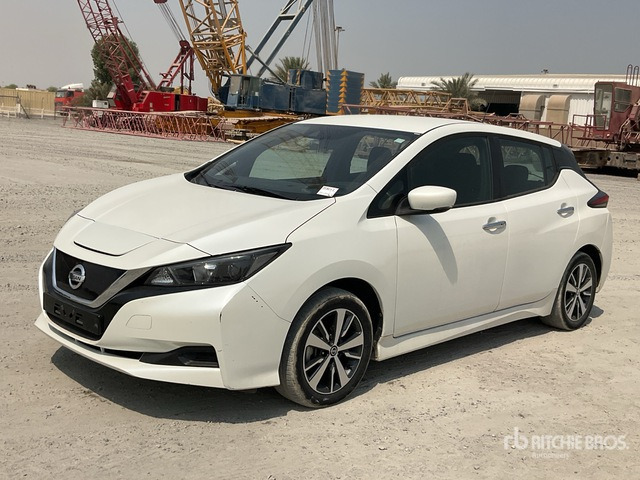 2020 Nissan LEAF Electric Automobile - Легковий автомобіль: фото 1 2020 Nissan LEAF Electric Automobile - Легковий автомобіль: фото 1