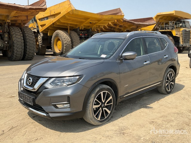 2020 Nissan X-Trail Hybrid SUV - Позашляховик: фото 1 2020 Nissan X-Trail Hybrid SUV - Позашляховик: фото 1