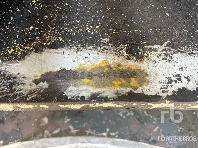 KOMATSU PC228US - Гусеничний екскаватор: фото 1 KOMATSU PC228US - Гусеничний екскаватор: фото 1