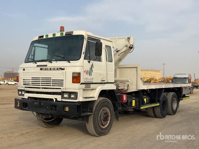 Nissan TF20 - Бортова вантажівка/ Платформа, Вантажівка з маніпулятором: фото 1 Nissan TF20 - Бортова вантажівка/ Платформа, Вантажівка з маніпулятором: фото 1