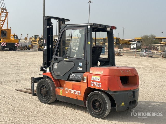 Toyota 02-7FD35 - Навантажувач вилковий: фото 3 Toyota 02-7FD35 - Навантажувач вилковий: фото 3