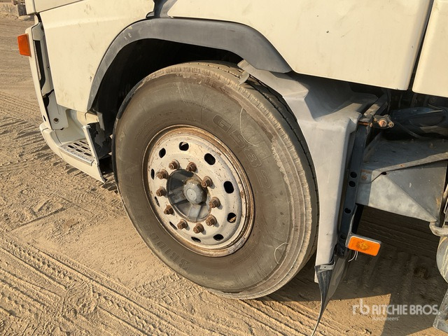 2002 Volvo FH12 6x4 T/A Sleeper Truck Tractor - Тягач: фото 5 2002 Volvo FH12 6x4 T/A Sleeper Truck Tractor - Тягач: фото 5