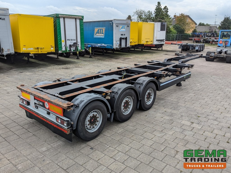 CIMC CIMC Silvergreen SC03 3-Assen SAF LiftAxle - DiscBrakes - 1x 20FT 2x 20FT 30FT 40FT - 5250KG (O1988) - Контейнеровоз/ Змінний кузов напівпричіп: фото 4 CIMC CIMC Silvergreen SC03 3-Assen SAF LiftAxle - DiscBrakes - 1x 20FT 2x 20FT 30FT 40FT - 5250KG (O1988) - Контейнеровоз/ Змінний кузов напівпричіп: фото 4