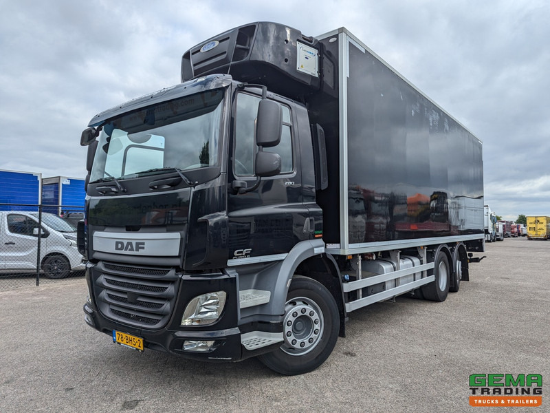 DAF CF 280 FAN 6x2/4 DayCab Euro6A - Koel-VriesBak 7.9m + Carrier Supra 1150MT + Laadklep 2000kg - 10/2025APK - Рефрижератор вантажівка: фото 1 DAF CF 280 FAN 6x2/4 DayCab Euro6A - Koel-VriesBak 7.9m + Carrier Supra 1150MT + Laadklep 2000kg - 10/2025APK - Рефрижератор вантажівка: фото 1