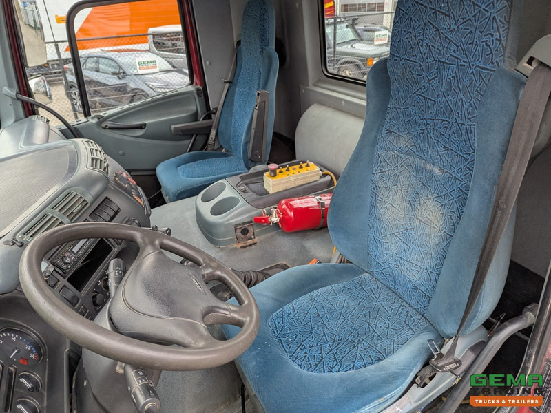 DAF CF75.250 4x2 Dagcab Euro3 - Handgeschakeld - Haakarm 16T - Bladgeveerd - Гаковий мультиліфт вантажівка: фото 5 DAF CF75.250 4x2 Dagcab Euro3 - Handgeschakeld - Haakarm 16T - Bladgeveerd - Гаковий мультиліфт вантажівка: фото 5