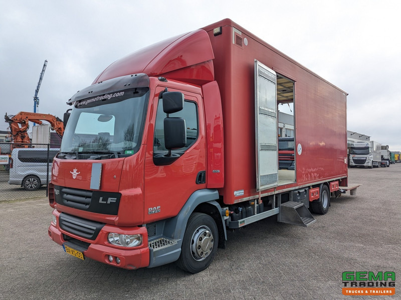 DAF FA LF45.210 4x2 Dagcab Euro5 EEV - GeslotenBak 6.6M - Zijdeuren - Weegsysteem - Laadklep 1500KG - Вантажівка з закритим кузовом: фото 1 DAF FA LF45.210 4x2 Dagcab Euro5 EEV - GeslotenBak 6.6M - Zijdeuren - Weegsysteem - Laadklep 1500KG - Вантажівка з закритим кузовом: фото 1