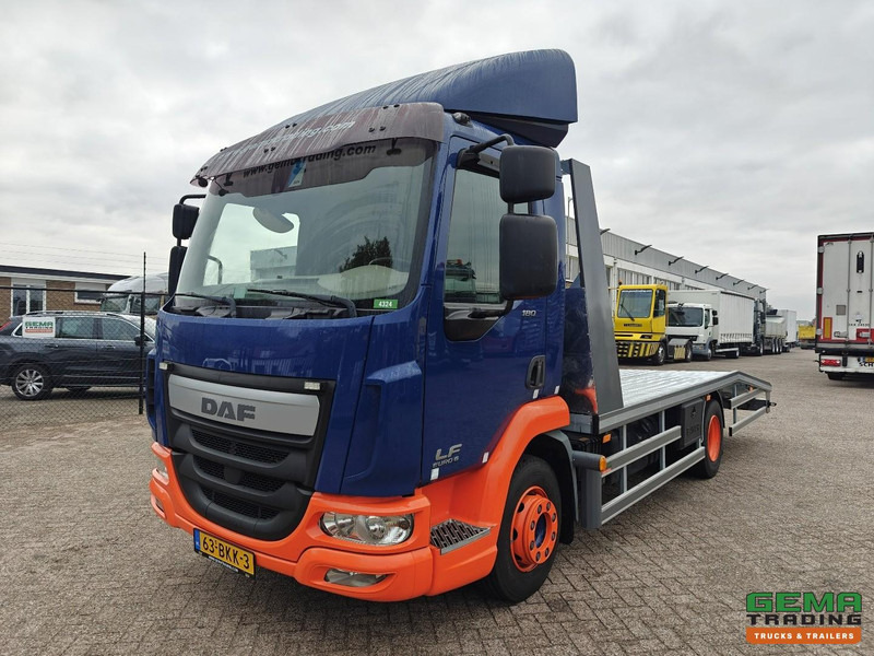 DAF LF 180 FA 4x2 Dagcab Euro6C - Oprijwagen/Machine transporter 5.3m + Lier 5900kg - Trekhaak - 09/2026 APK - NieuweOPbouw! - Автовоз вантажівка: фото 1 DAF LF 180 FA 4x2 Dagcab Euro6C - Oprijwagen/Machine transporter 5.3m + Lier 5900kg - Trekhaak - 09/2026 APK - NieuweOPbouw! - Автовоз вантажівка: фото 1