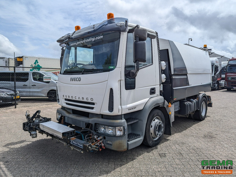 Iveco 140E21 4x2 Dagcab Euro3 - Schmidt SK500R - Hydrostaat - Підмітально-прибиральна машина: фото 1 Iveco 140E21 4x2 Dagcab Euro3 - Schmidt SK500R - Hydrostaat - Підмітально-прибиральна машина: фото 1