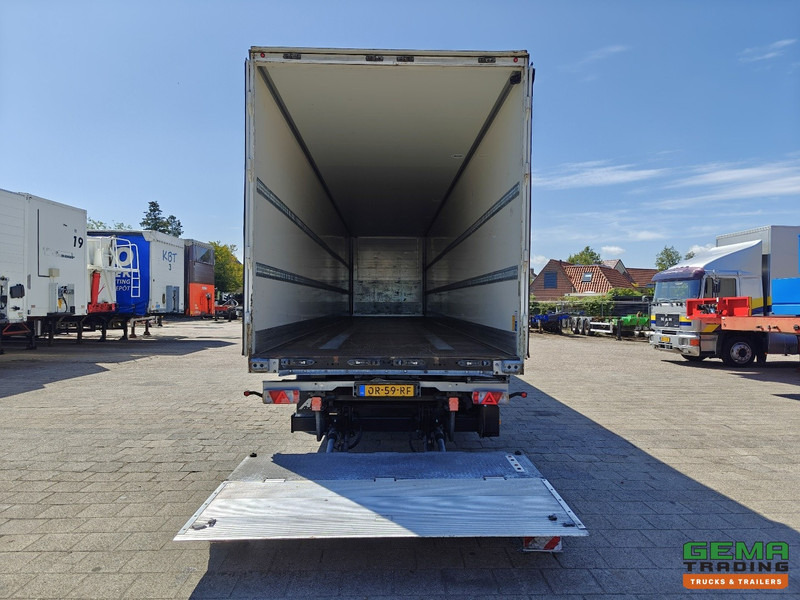 Kögel SKH24 3-Assen SAF - Gesloten Opbouw - LiftAs - Schijfremmen - Laadklep 2000KG - Закритий кузов напівпричіп: фото 5 Kögel SKH24 3-Assen SAF - Gesloten Opbouw - LiftAs - Schijfremmen - Laadklep 2000KG - Закритий кузов напівпричіп: фото 5