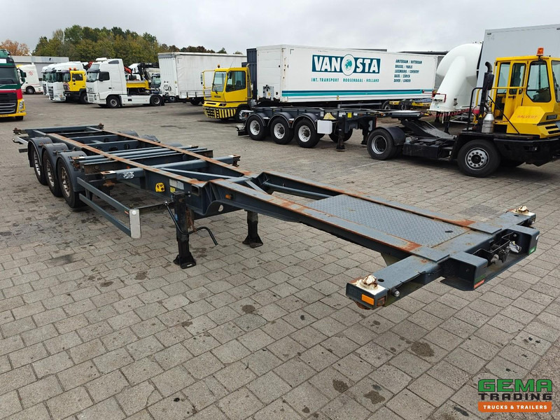 Schmitz Cargobull SCF 24 G 3-Assen MB - LiftAs - Schijfremmen - Vast Chassis - 2x20FT 1x30FT 40FT aansluiting - Контейнеровоз/ Змінний кузов напівпричіп: фото 4 Schmitz Cargobull SCF 24 G 3-Assen MB - LiftAs - Schijfremmen - Vast Chassis - 2x20FT 1x30FT 40FT aansluiting - Контейнеровоз/ Змінний кузов напівпричіп: фото 4