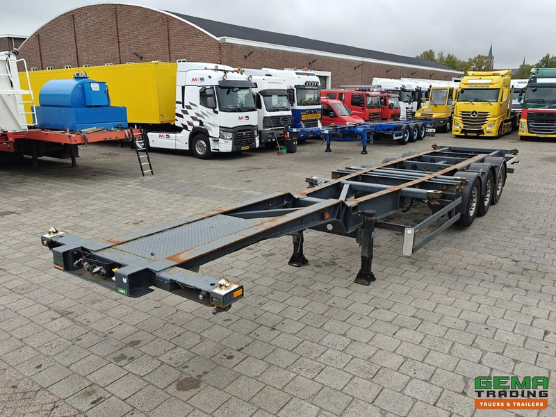 Schmitz Cargobull SCF 24 G 3-Assen MB - LiftAs - Schijfremmen - Vast Chassis - 2x20FT 1x30FT 40FT aansluiting - Контейнеровоз/ Змінний кузов напівпричіп: фото 2 Schmitz Cargobull SCF 24 G 3-Assen MB - LiftAs - Schijfremmen - Vast Chassis - 2x20FT 1x30FT 40FT aansluiting - Контейнеровоз/ Змінний кузов напівпричіп: фото 2