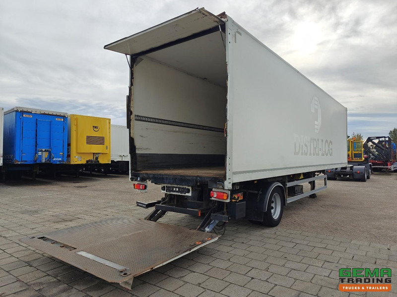 System Tailer GSTFS 10 1-As SAF - CITY - StuurAs - Gesloten opbouw 11.10m + Laadklep 2500KG - Accubak - Закритий кузов напівпричіп: фото 2 System Tailer GSTFS 10 1-As SAF - CITY - StuurAs - Gesloten opbouw 11.10m + Laadklep 2500KG - Accubak - Закритий кузов напівпричіп: фото 2