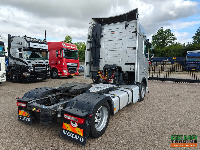 Volvo FH420 4x2 Globetrotter Euro6 - MEGA/XLOW - 573.000KM - Тягач: фото 3 Volvo FH420 4x2 Globetrotter Euro6 - MEGA/XLOW - 573.000KM - Тягач: фото 3