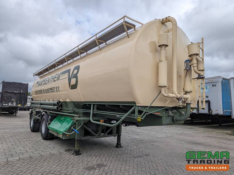 WELGRO 90WSL33-24 2-Assen SAF Silo MengVoeder / Futter 24m³ - Trommelremmen - StuurAs (O1961) - Напівпричіп цистерна: фото 3 WELGRO 90WSL33-24 2-Assen SAF Silo MengVoeder / Futter 24m³ - Trommelremmen - StuurAs (O1961) - Напівпричіп цистерна: фото 3