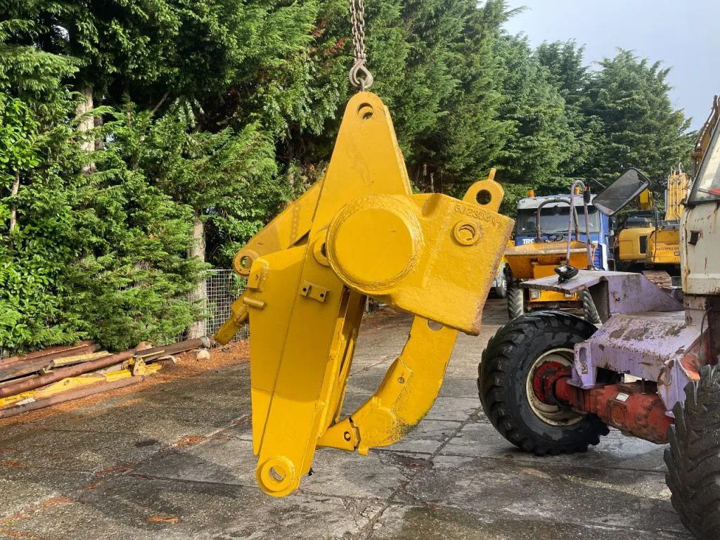 CAT Caterpillar Ripper compatible with D7R and D7H R CAT Ripper compatible with D7R and D7H Ripper compat - Розпушувач в категорії Будівельна техніка: фото 2 CAT Caterpillar Ripper compatible with D7R and D7H R CAT Ripper compatible with D7R and D7H Ripper compat - Розпушувач в категорії Будівельна техніка: фото 2
