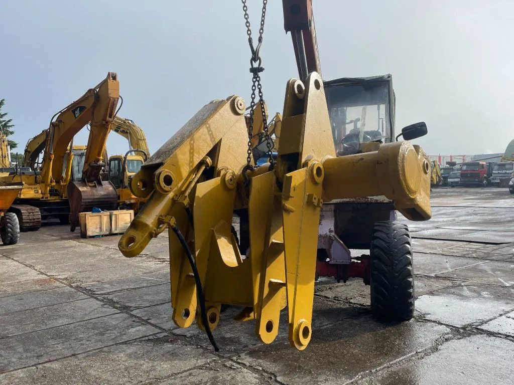 CAT Caterpillar Ripper compatible with D7R and D7H R CAT Ripper compatible with D7R and D7H Ripper compat - Розпушувач в категорії Будівельна техніка: фото 4 CAT Caterpillar Ripper compatible with D7R and D7H R CAT Ripper compatible with D7R and D7H Ripper compat - Розпушувач в категорії Будівельна техніка: фото 4