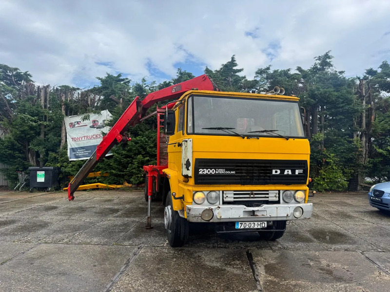 DAF 2300 4X2 Platform + Crane Spring/Spring German truck - Бортова вантажівка/ Платформа: фото 1 DAF 2300 4X2 Platform + Crane Spring/Spring German truck - Бортова вантажівка/ Платформа: фото 1