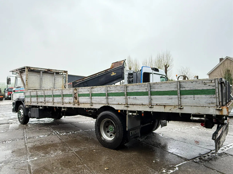 DAF 2300 TURBO w4X2 Platform Spring/Spring ZF Manual Gear *New Condition* - Бортова вантажівка/ Платформа: фото 3 DAF 2300 TURBO w4X2 Platform Spring/Spring ZF Manual Gear *New Condition* - Бортова вантажівка/ Платформа: фото 3