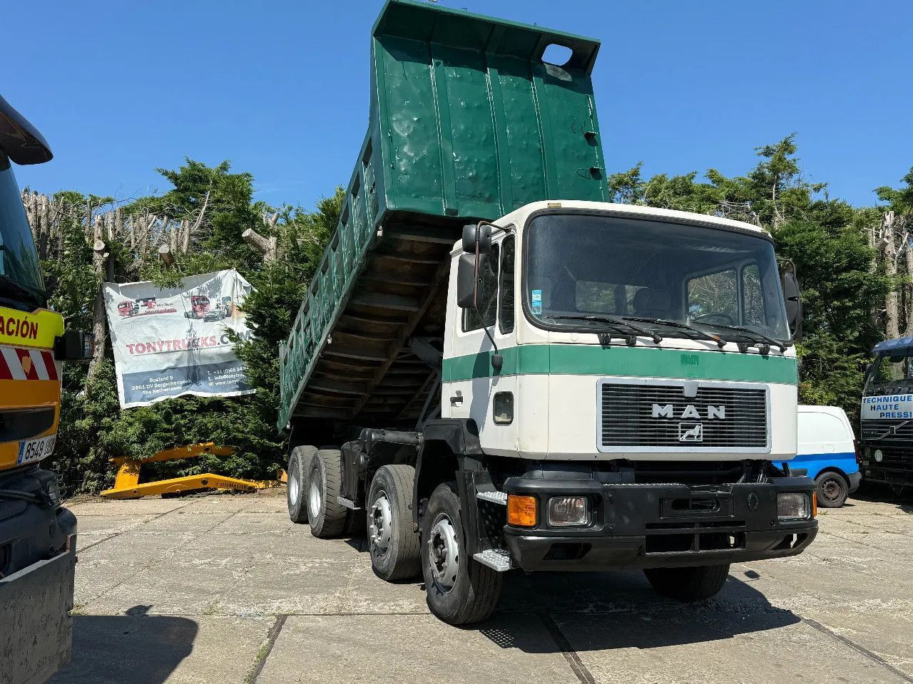 MAN 35.372 8X4 Tipper Spring/Spring ZF Manual Gear E - Самоскид вантажівка: фото 1 MAN 35.372 8X4 Tipper Spring/Spring ZF Manual Gear E - Самоскид вантажівка: фото 1