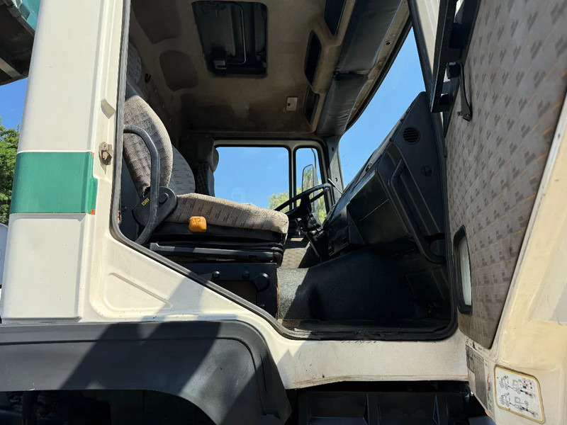 Самоскид вантажівка MAN 35.372 8X4 Tipper Spring/Spring ZF Manual Gear EURO2: фото 11 Самоскид вантажівка MAN 35.372 8X4 Tipper Spring/Spring ZF Manual Gear EURO2: фото 11