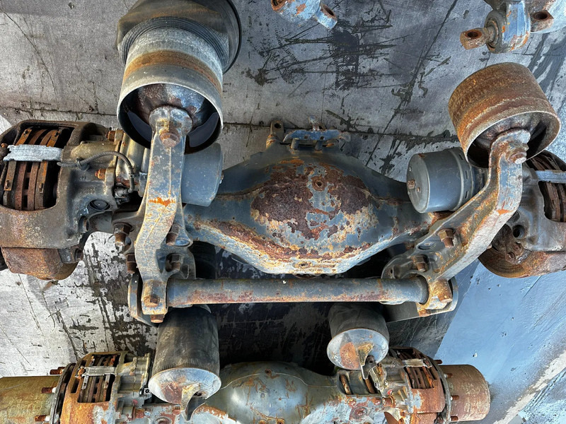 Mercedes-Benz ACTROS 3 SINGLE AXLE + 1 DAF - Задня вісь: фото 5 Mercedes-Benz ACTROS 3 SINGLE AXLE + 1 DAF - Задня вісь: фото 5