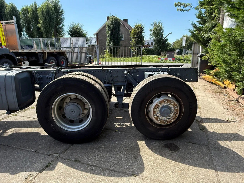 Mercedes-Benz Actros 2540 V6 6X2 Chassis Spring/Air Manual gearbox - Вантажівка шасі: фото 4 Mercedes-Benz Actros 2540 V6 6X2 Chassis Spring/Air Manual gearbox - Вантажівка шасі: фото 4