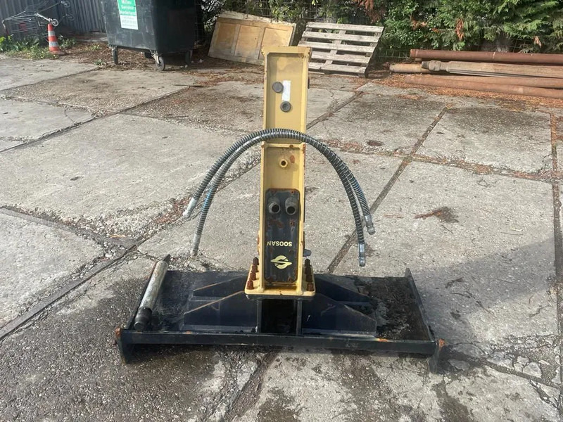 Soosan SB30 Hydraulic Breaker Skid steer - Навісне обладнання в категорії Будівельна техніка: фото 3 Soosan SB30 Hydraulic Breaker Skid steer - Навісне обладнання в категорії Будівельна техніка: фото 3