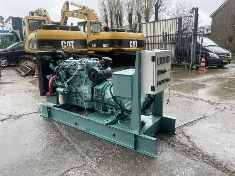 Perkins 85 KVA Generator 3 Phase - Електричний генератор: фото 3 Perkins 85 KVA Generator 3 Phase - Електричний генератор: фото 3