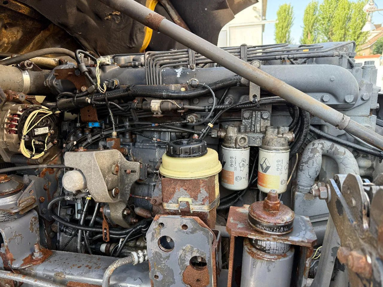 Самоскид вантажівка Renault Kerax 400 6X6 Tipper Spring/spring ZF Man Gear E: фото 26