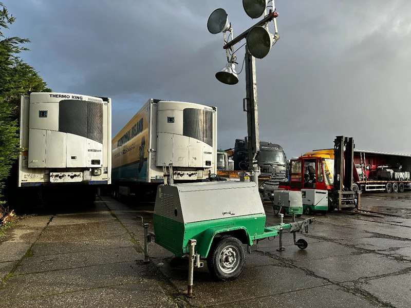 Terex AL4050 Towerlight 4X1000 Watt Lights - Освітлювальна вежа: фото 5 Terex AL4050 Towerlight 4X1000 Watt Lights - Освітлювальна вежа: фото 5
