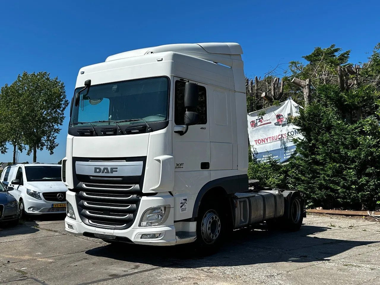 DAF XF 460 4X2 Tractor-unit Spring/Air Retarder ACC DAF XF 460 4X2 Tractor-unit Spring/Air Retarder ACC - Тягач: фото 2 DAF XF 460 4X2 Tractor-unit Spring/Air Retarder ACC DAF XF 460 4X2 Tractor-unit Spring/Air Retarder ACC - Тягач: фото 2