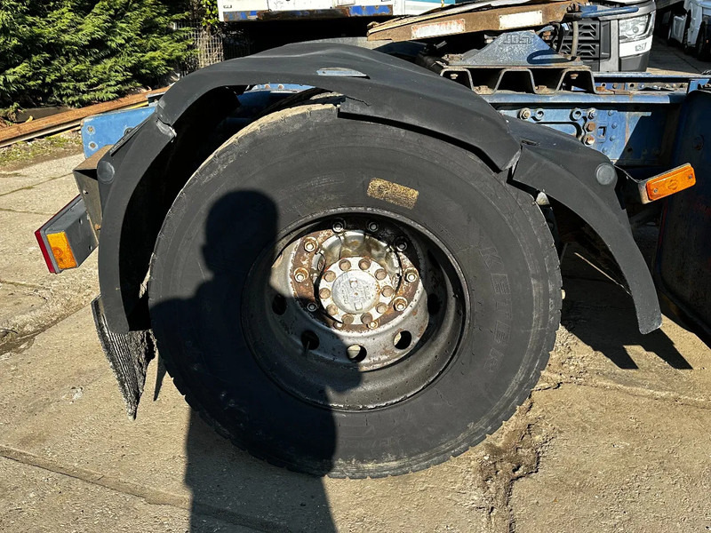 DAF XF 95.380 4X2 Tractor-unit Spring/Air ZF Manual Euro2 PTO - Тягач: фото 5 DAF XF 95.380 4X2 Tractor-unit Spring/Air ZF Manual Euro2 PTO - Тягач: фото 5