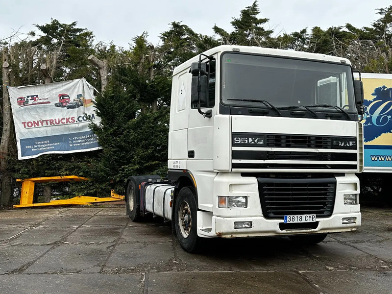DAF XF 95.380 4X2 Tractor-unit Spring/Air ZF Manual Euro2 PTO - Тягач: фото 1 DAF XF 95.380 4X2 Tractor-unit Spring/Air ZF Manual Euro2 PTO - Тягач: фото 1