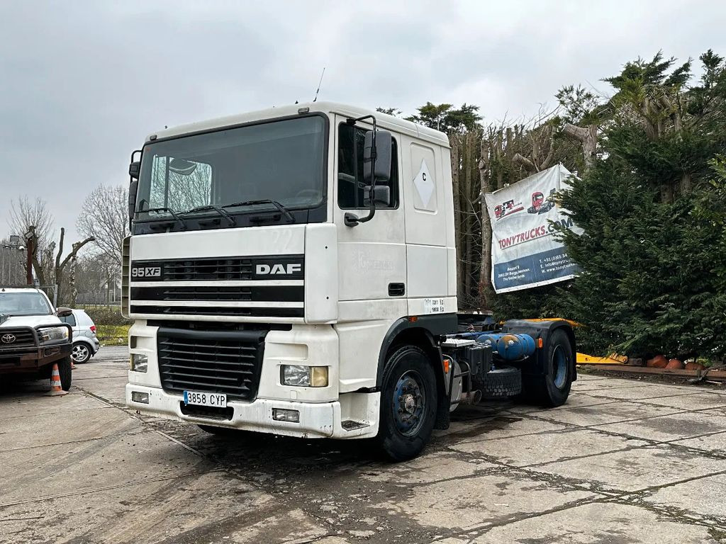DAF XF 95.380 4X2 Tractor-unit Spring/Air ZF Manual - Тягач: фото 2 DAF XF 95.380 4X2 Tractor-unit Spring/Air ZF Manual - Тягач: фото 2