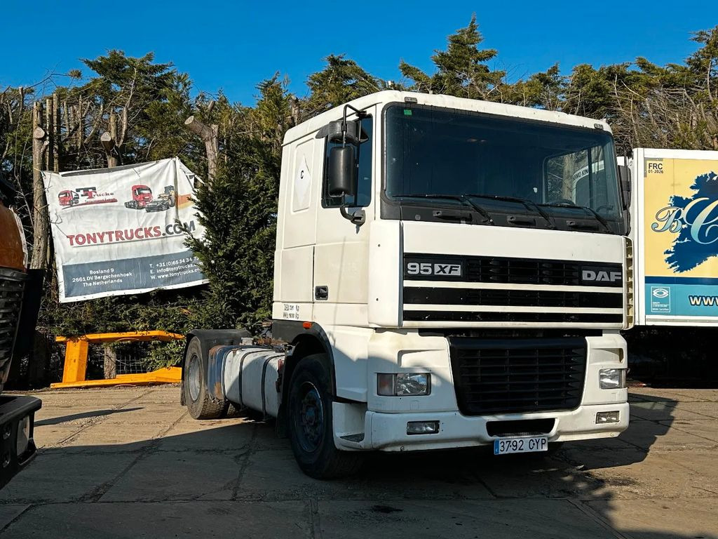 DAF XF 95.380 4X2 Tractor-unit Spring/Air ZF Manual - Тягач: фото 1 DAF XF 95.380 4X2 Tractor-unit Spring/Air ZF Manual - Тягач: фото 1