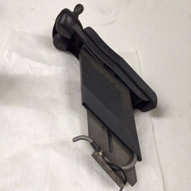 Armrest for Linde / 335-02/ - Електрична система в категорії Вантажно-розвантажувальна техніка: фото 4 Armrest for Linde / 335-02/ - Електрична система в категорії Вантажно-розвантажувальна техніка: фото 4