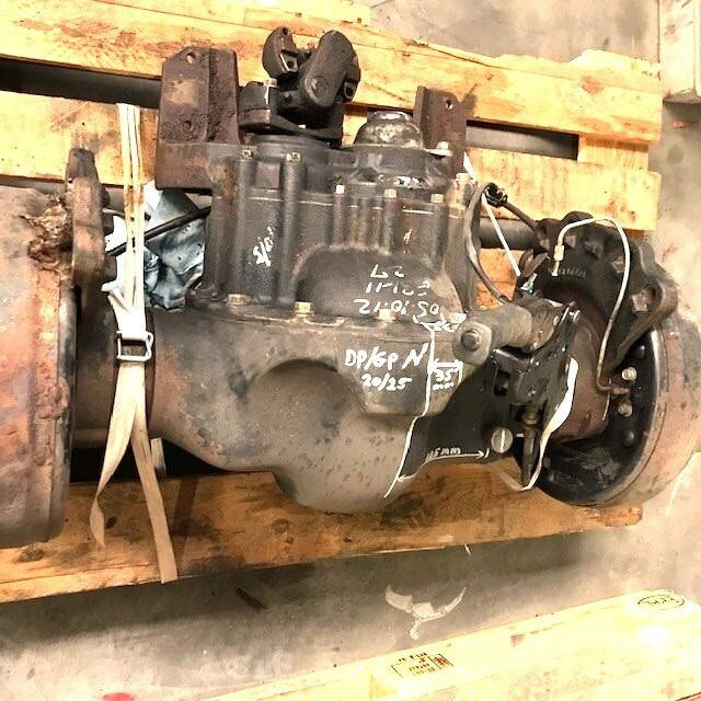 Complete front axle for Caterpillar - Вісь та запчастини в категорії Вантажно-розвантажувальна техніка: фото 4 Complete front axle for Caterpillar - Вісь та запчастини в категорії Вантажно-розвантажувальна техніка: фото 4