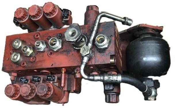Hydraulic control valve for Linde - Гідравлічний клапан в категорії Вантажно-розвантажувальна техніка: фото 1 Hydraulic control valve for Linde - Гідравлічний клапан в категорії Вантажно-розвантажувальна техніка: фото 1