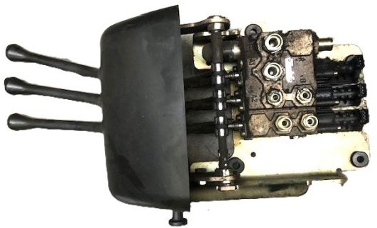 Hydraulic control valve for Still - Гідравлічний клапан в категорії Вантажно-розвантажувальна техніка: фото 5 Hydraulic control valve for Still - Гідравлічний клапан в категорії Вантажно-розвантажувальна техніка: фото 5
