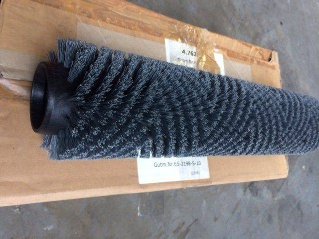 Kärcher Brush Roller, Grey - Щітка дорожня в категорії Обладнання для клінінгу: фото 3 Kärcher Brush Roller, Grey - Щітка дорожня в категорії Обладнання для клінінгу: фото 3