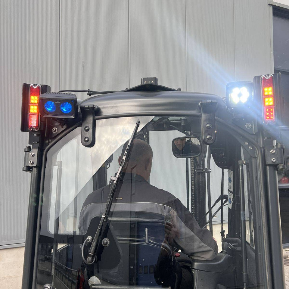 Електронавантажувач Linde E16P (386-02) EVO: фото 18 Електронавантажувач Linde E16P (386-02) EVO: фото 18